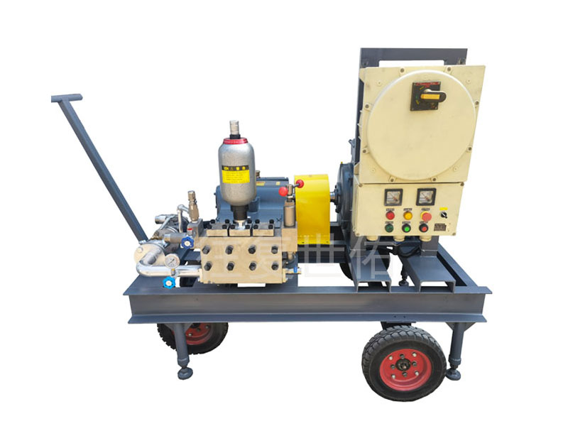 3ZHP95型超高压柱塞泵